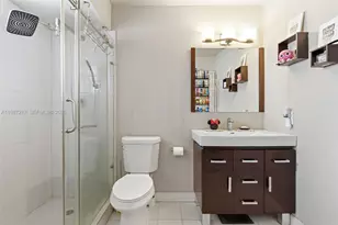 9746 NW 4th Ln, Miami, FL 33172 - Photo 23