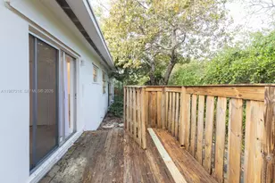 2515 Overbrook St, Miami, FL 33133 - Photo 21