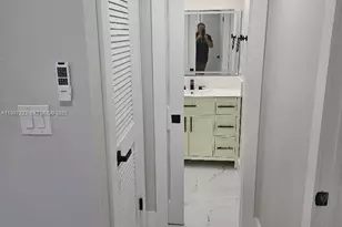 700 S Hollybrook Dr, Pembroke Pines, FL 33025 - Photo 9