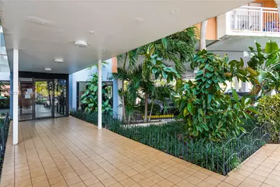 2025 NE 164th St #610, North Miami Beach, FL 33162 - Photo 3