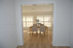 1084 SW 4th Ave, Pompano Beach, FL 33060 - Photo 11