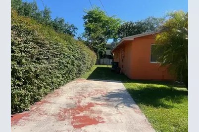 3366 Thomas Ave, Miami, FL 33133 - Photo 9