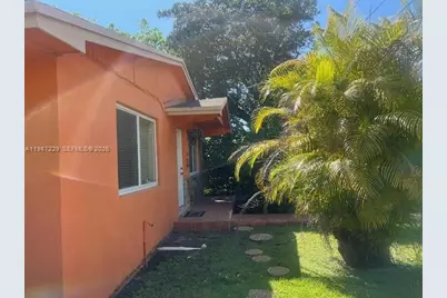 3366 Thomas Ave, Miami, FL 33133 - Photo 7