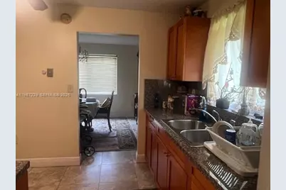 3366 Thomas Ave, Miami, FL 33133 - Photo 17