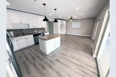 1804 SW 104th Ct, Miami, FL 33165 - Photo 11