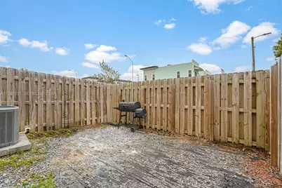 243 SW 6th Ln, Florida City, FL 33034 - Photo 21