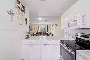 243 SW 6th Ln, Florida City, FL 33034 - Photo 9