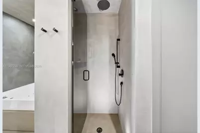 200 Biscayne Boulevard Way #5010, Miami, FL 33131 - Photo 63