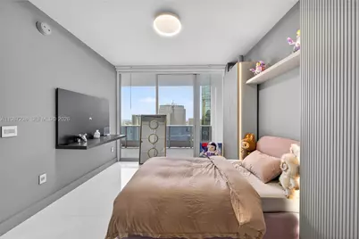 200 Biscayne Boulevard Way #5010, Miami, FL 33131 - Photo 27