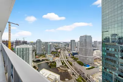 200 Biscayne Boulevard Way #5010, Miami, FL 33131 - Photo 11