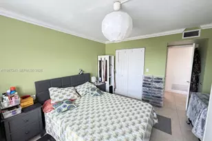 900 NE 18th Ave, Fort Lauderdale, FL 33304 - Photo 5