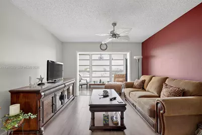 8051 N Sunrise Lakes Dr #307, Sunrise, FL 33322 - Photo 3