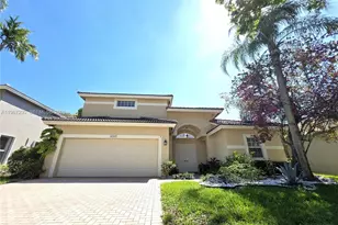 16404 Diamond Head Dr, Weston, FL 33331 - Photo 1