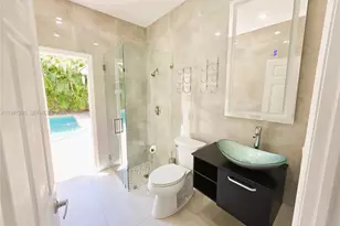 16404 Diamond Head Dr, Weston, FL 33331 - Photo 17