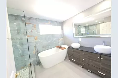 16404 Diamond Head Dr #0, Weston, FL 33331 - Photo 37