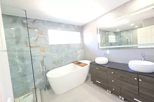 16404 Diamond Head Dr, Weston, FL 33331 - Photo 37