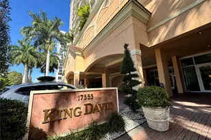 17555 Atlantic Blvd, Sunny Isles Beach, FL 33160 - Photo 5