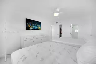 580 Egret Dr, Hallandale Beach, FL 33009 - Photo 25