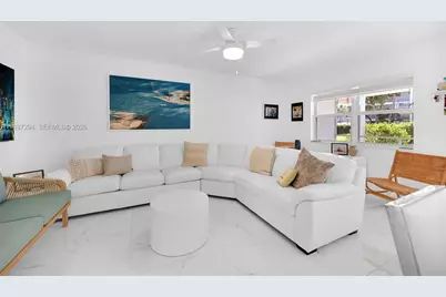 580 Egret Dr #122, Hallandale Beach, FL 33009 - Photo 15