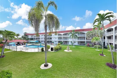 580 Egret Dr #122, Hallandale Beach, FL 33009 - Photo 1
