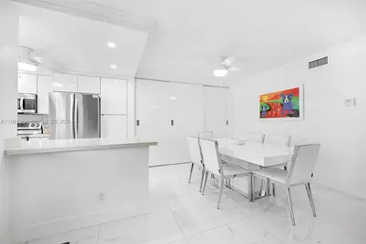 580 Egret Dr #122, Hallandale Beach, FL 33009 - Photo 13