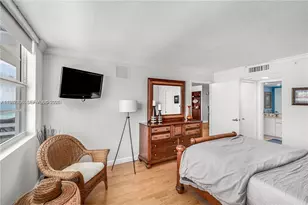 6917 Collins Ave, Miami Beach, FL 33141 - Photo 17