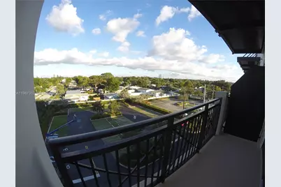 4100 SW 64th Ave #409, Davie, FL 33314 - Photo 11