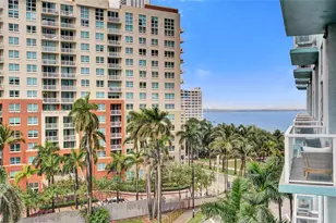 1900 N Bayshore Dr, Miami, FL 33132 - Photo 21