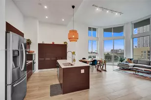 1900 N Bayshore Dr, Miami, FL 33132 - Photo 3