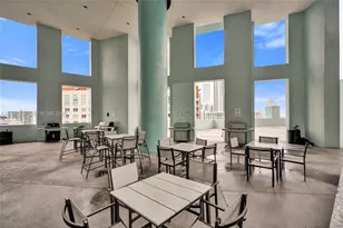 1900 N Bayshore Dr, Miami, FL 33132 - Photo 53