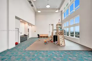 1900 N Bayshore Dr, Miami, FL 33132 - Photo 67