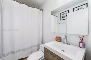 3330 NE 190th St, Aventura, FL 33180 - Photo 15