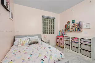 3330 NE 190th St, Aventura, FL 33180 - Photo 13