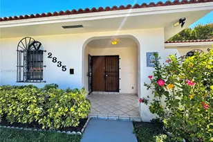 2835 SW 108th Pl, Miami, FL 33165 - Photo 3