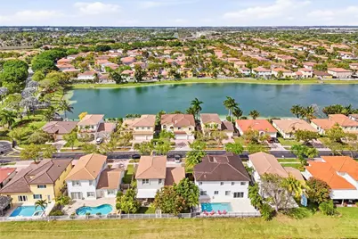 3955 NE 15th St, Homestead, FL 33033 - Photo 3