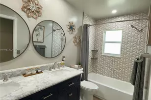 2319 NW 193rd Ave, Pembroke Pines, FL 33029 - Photo 23