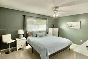 2319 NW 193rd Ave, Pembroke Pines, FL 33029 - Photo 27