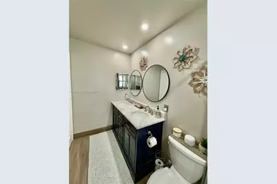 2319 NW 193rd Ave, Pembroke Pines, FL 33029 - Photo 25