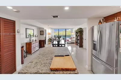 20515 E Country Club Dr #249, Aventura, FL 33180 - Photo 3