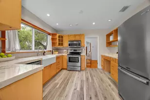 1701 SW 29th Ave, Miami, FL 33145 - Photo 9