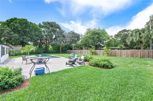 885 Camellia Ct, Plantation, FL 33317 - Photo 47