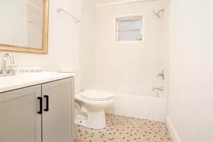 [Address not provided], Hollywood, FL 33020 - Photo 17