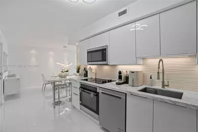 6770 Indian Creek Dr #5M, Miami Beach, FL 33141 - Photo 7