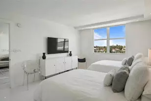 6770 Indian Creek Dr, Miami Beach, FL 33141 - Photo 21