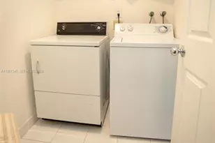 3530 Mystic Pointe Dr, Aventura, FL 33180 - Photo 39