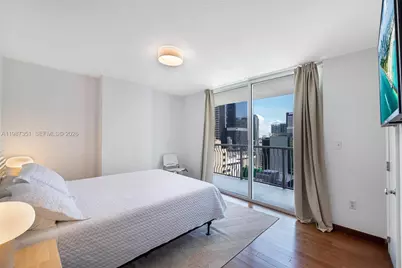 1200 Brickell Bay Dr #2824, Miami, FL 33131 - Photo 13