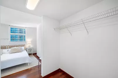 1200 Brickell Bay Dr #2824, Miami, FL 33131 - Photo 9