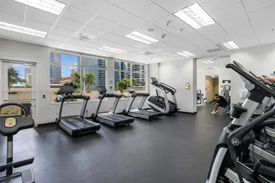 1200 Brickell Bay Dr #2824, Miami, FL 33131 - Photo 33