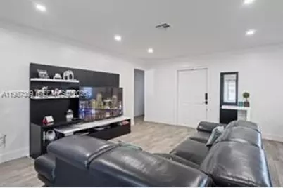 8461 NW 16th St #8461, Pembroke Pines, FL 33024 - Photo 11