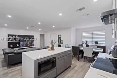 8461 NW 16th St #8461, Pembroke Pines, FL 33024 - Photo 7